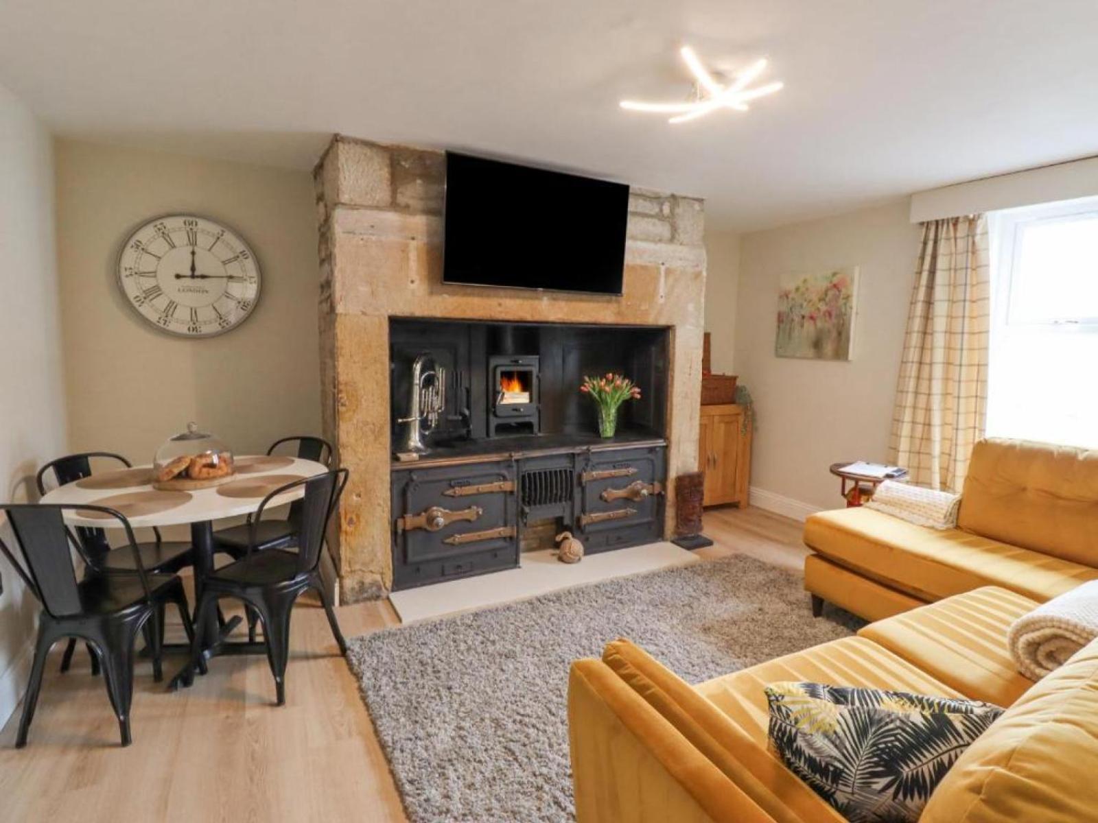 Apartments At The Black Wark  Екстериор снимка